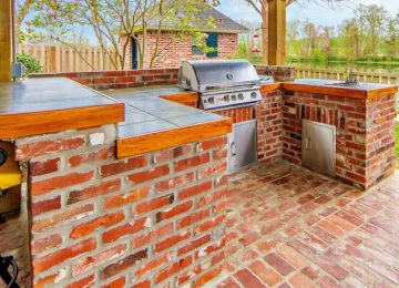 Outdoor Kitchen